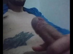 Straight gay guy masturbates on cam