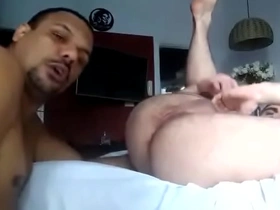 Married gay man enjoys amateur sex with a hung top