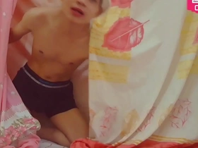 Teen Asian beauty Hansel Thios lingerie and toy show for her fans