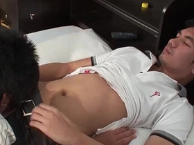 Asian twinks Toey and Wan have raw sex.